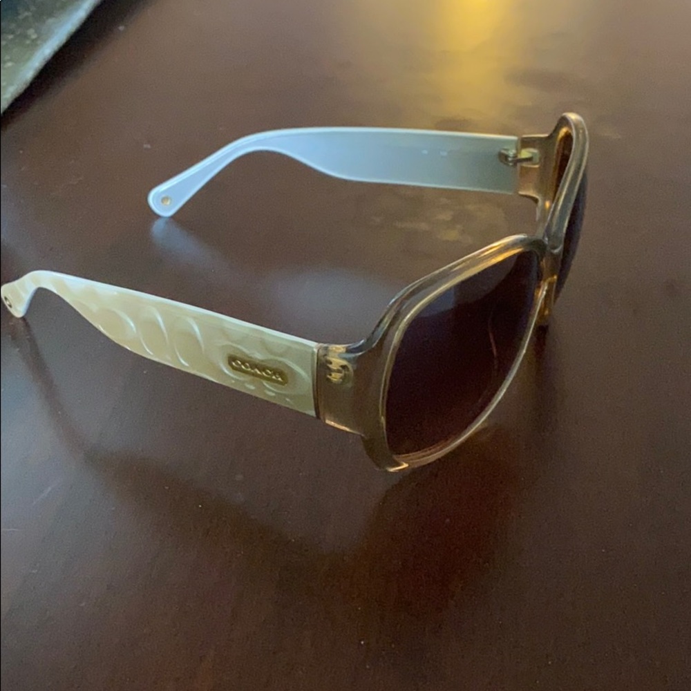 sunglasses - Picture 2 of 3